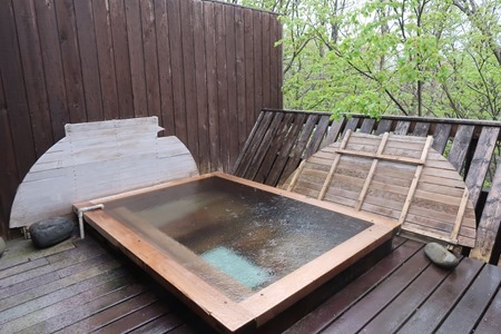 高島旅館　露天風呂